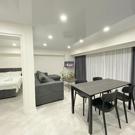 Gss Apartment Tbilisi Exterior photo